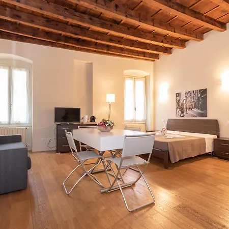 Palazzetto Il Mangano - F&l 布雷西亚