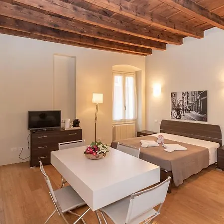 Palazzetto Il Mangano - F&l 布雷西亚