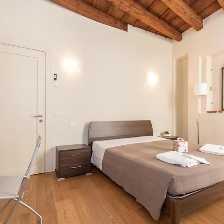 Palazzetto Il Mangano - F&l 布雷西亚