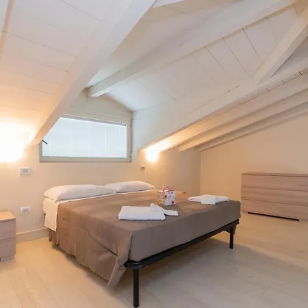 Palazzetto Il Mangano - F&l