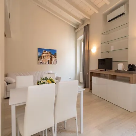 Palazzetto Il Mangano - F&l דירה ברשה