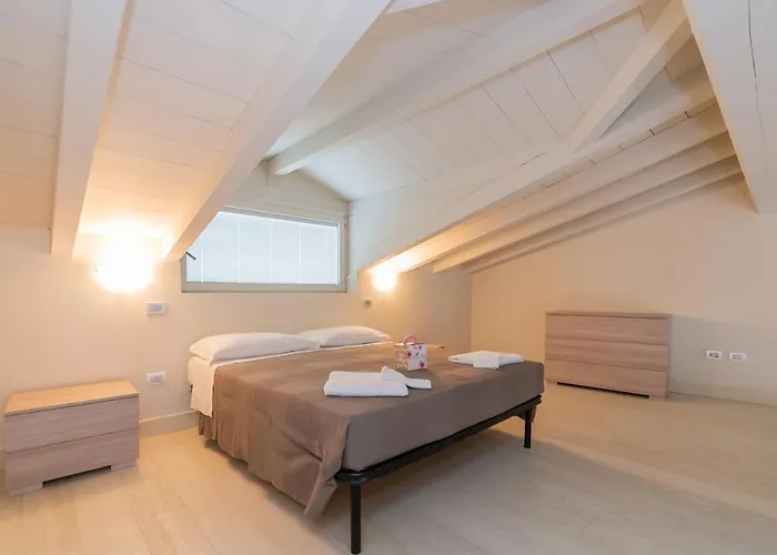 Palazzetto Il Mangano - F&l