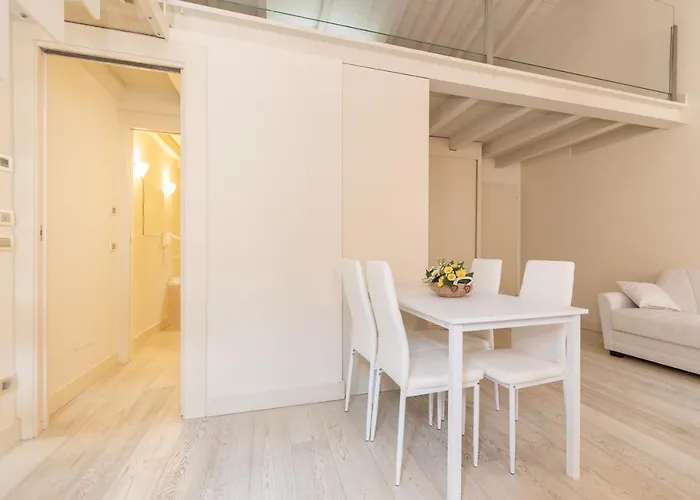 Palazzetto Il Mangano - F&l * بريشا